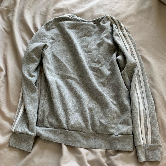 Adidas Sweatshirt - Picture 3 of 5